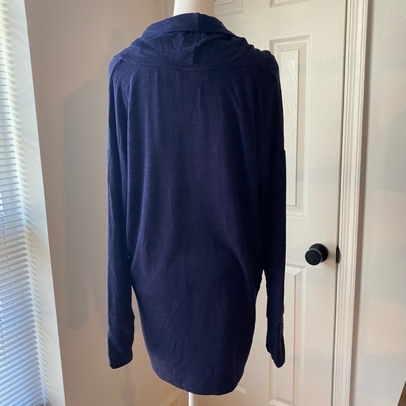 TAHARI Cowl Neck Top - Picture 3 of 4